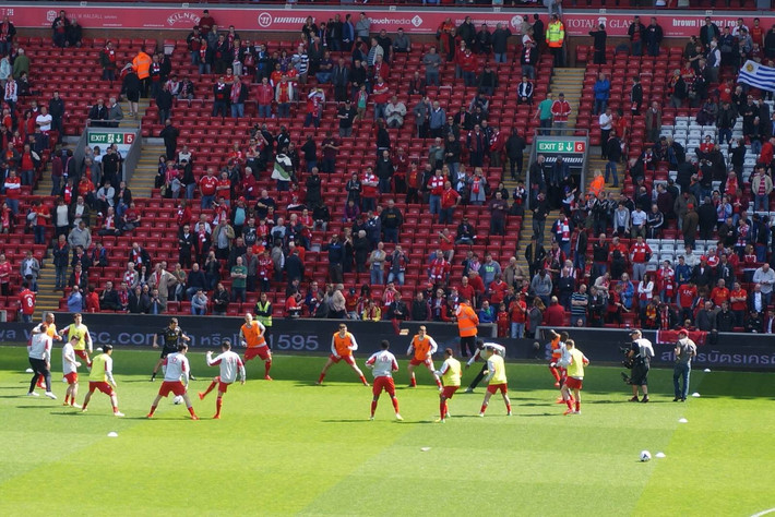 S11入围赛小组赛最终名次决出，LNG携手DFM直接晋级